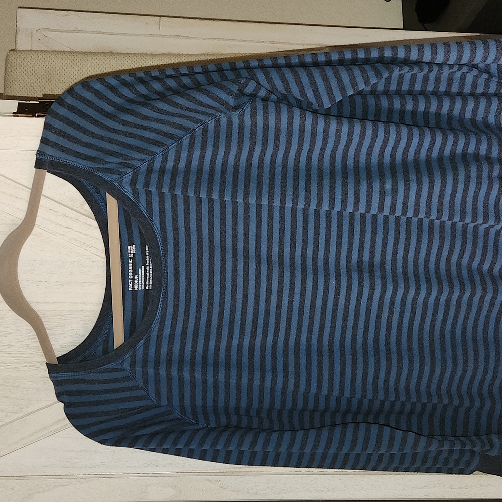 Pact Organic Medium Weight Deep Wide Neckline SweatShirt